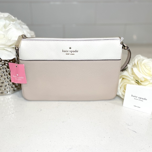 NWT Kate Spade Beige Nude & Cream Pebbled Leather Triple Gusset Crossbody Purse - Picture 2 of 11